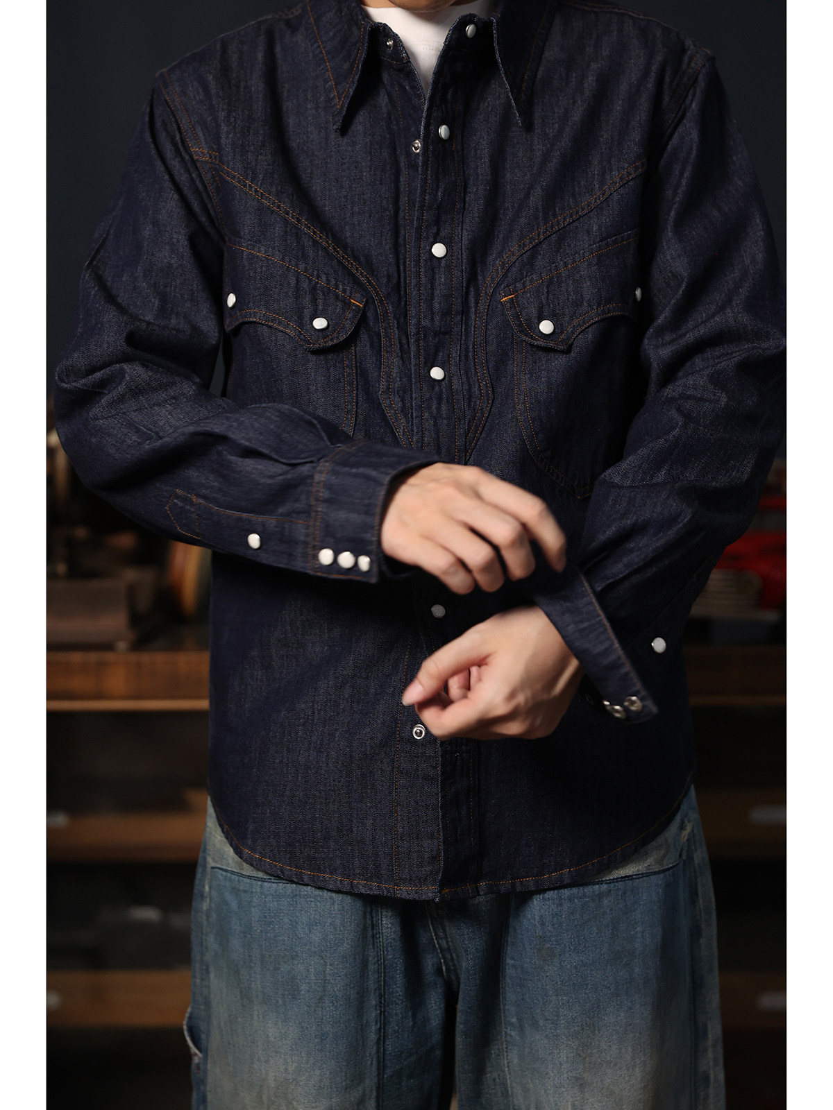 Mens Western Denim Pearl Snap Shirt - Chemise Western en jean délavé style